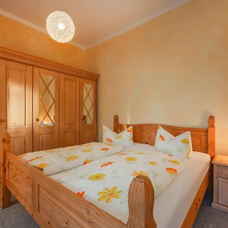 Der Schlosshof - 02 Apartman *