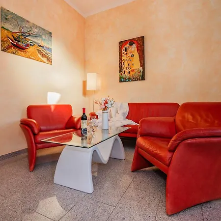 Apartman Der Schlosshof - 02 *